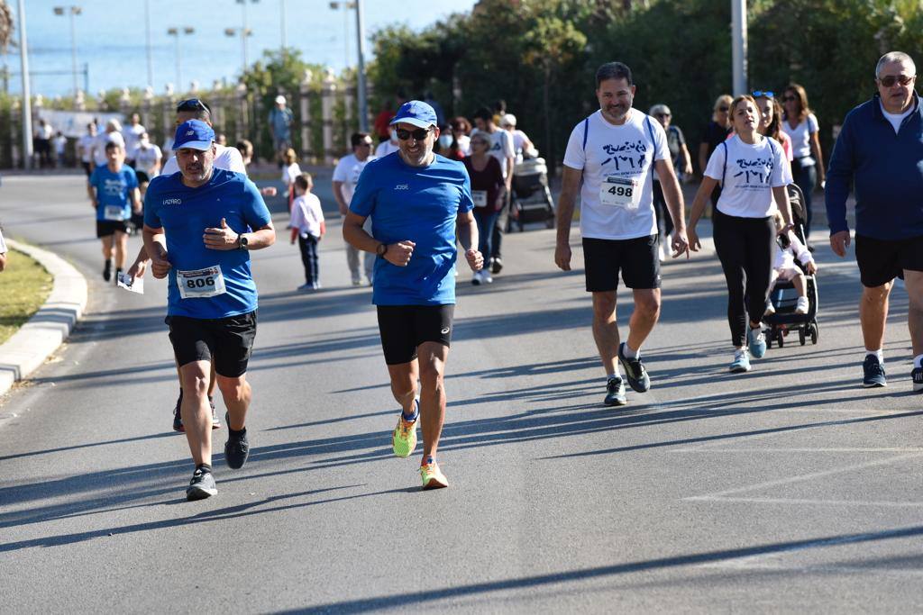 La Carrera Litoral Holiday World cuenta, como en cada edición, con tres modalidades diferentes en la carrera: de 21 kilómetros (media maratón), y de 10 y 5 kilómetros, pensados para pasear y para los niños. También se podía colaborar con dorsal 0