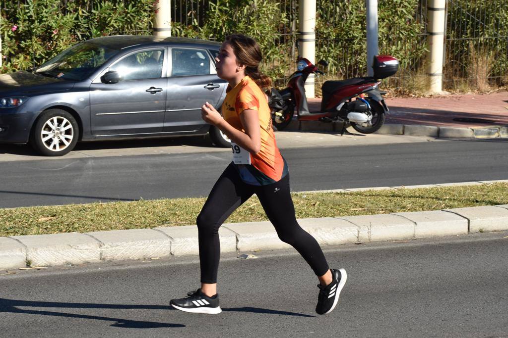 La Carrera Litoral Holiday World cuenta, como en cada edición, con tres modalidades diferentes en la carrera: de 21 kilómetros (media maratón), y de 10 y 5 kilómetros, pensados para pasear y para los niños. También se podía colaborar con dorsal 0