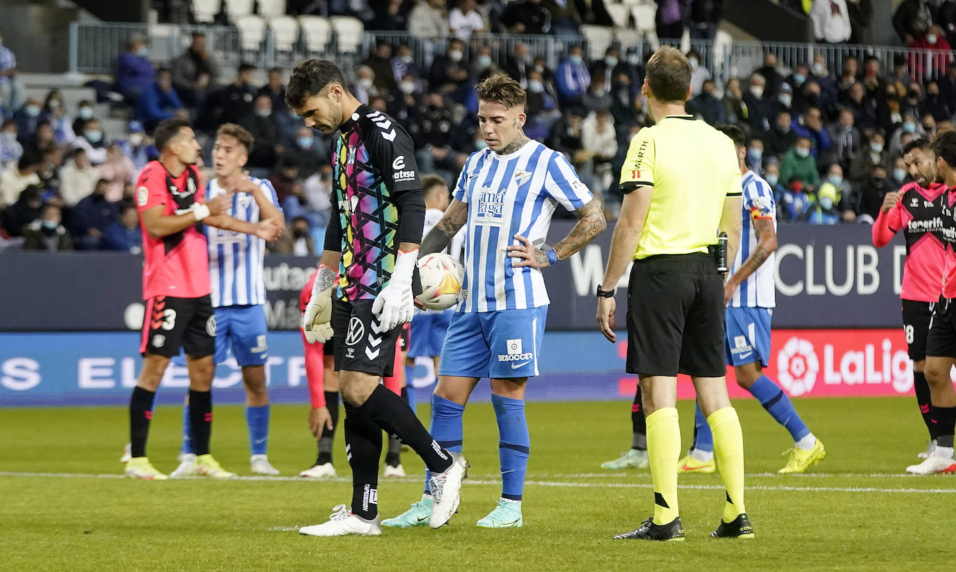 El Málaga se adelantó en el marcador con un gol de penalti 