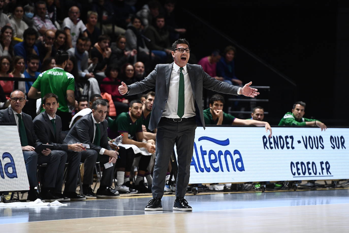 El Unicaja dejó una mala imagen en su visita a la pista del Dijon 