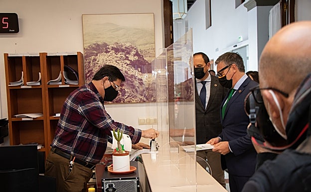 Manuel Gavira ha presentado la enmienda a la totalidad de los Presupuestos