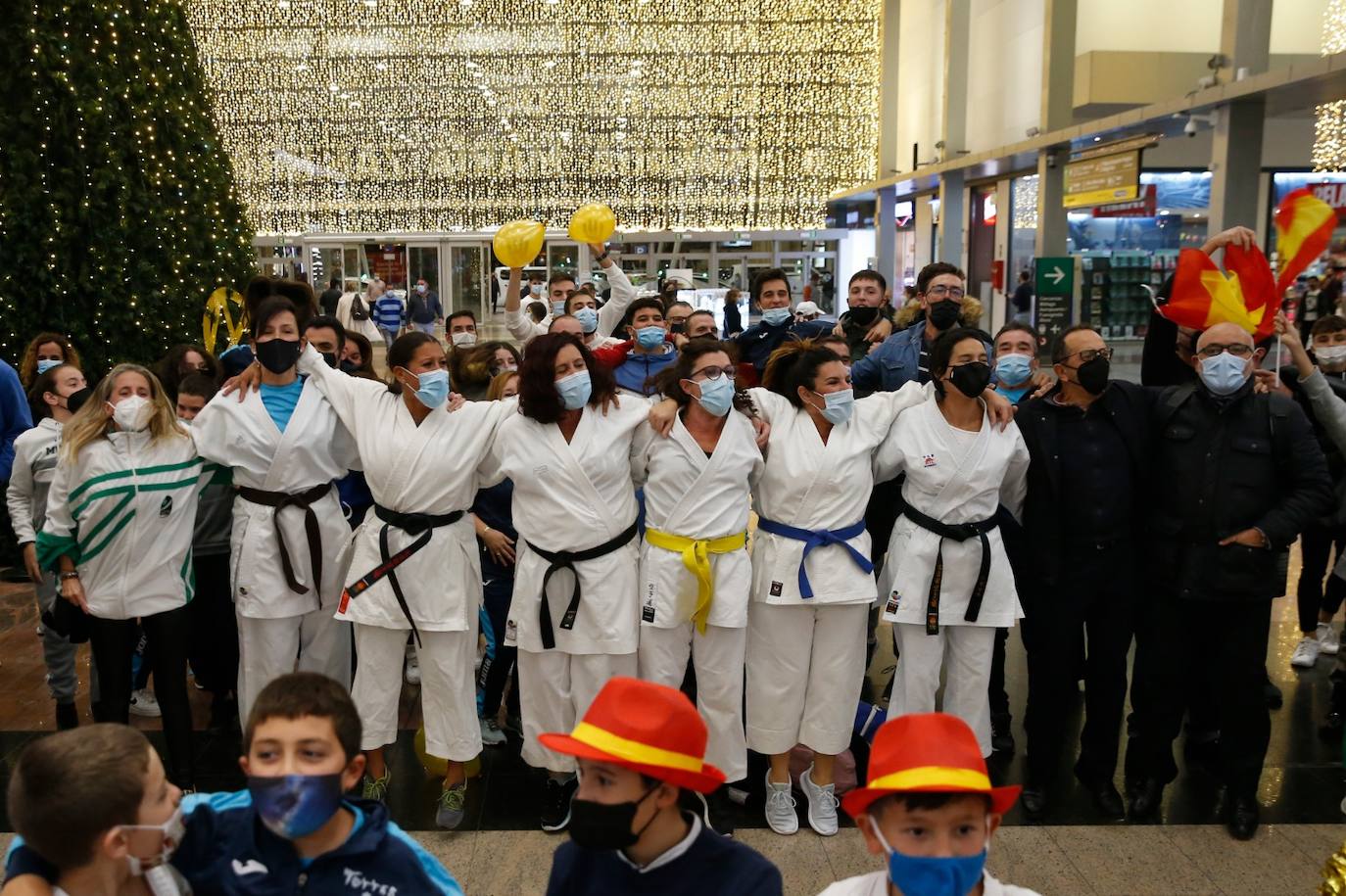 Recibimiento en su vuelta a casa a la campeona mundial María Torres. 