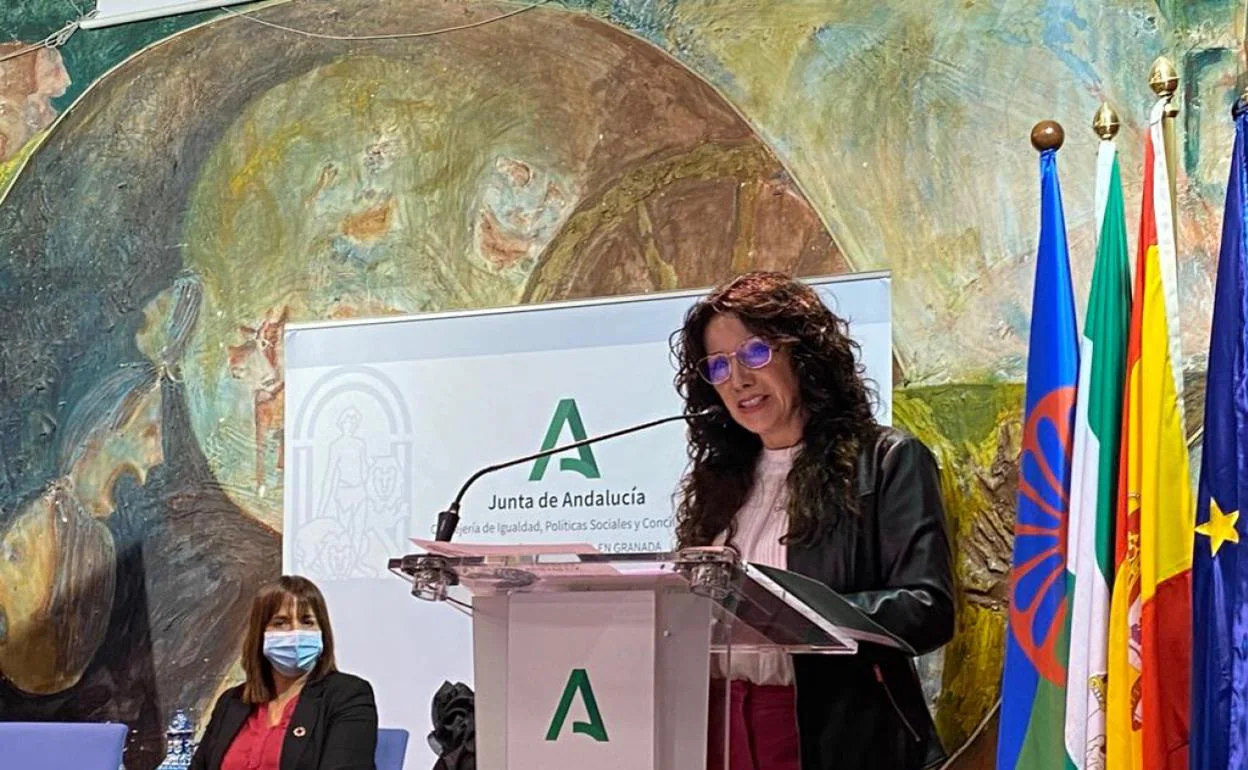 La consejera de Igualdad, Rocío Ruiz, hoy en Granada.