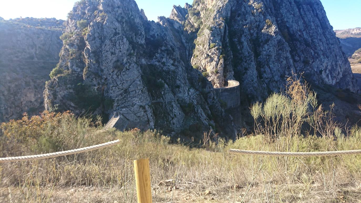 Montejaque ultima el proyecto de la puesta en valor de la presa de los Caballeros.