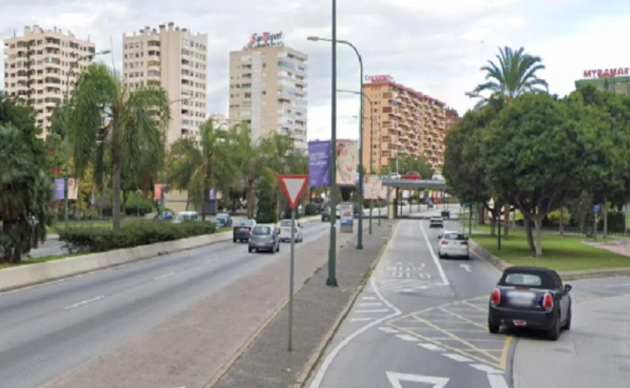 El accidente tuvo lugar esta madrugada en la Avenida de Andalucía.