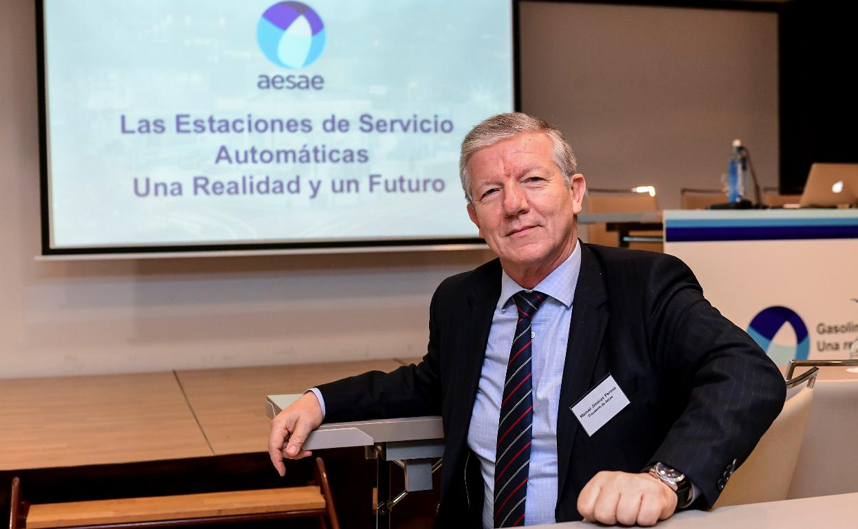 Manuel Jiménez Perona preside la patronal de gasolineras automáticas de España. 