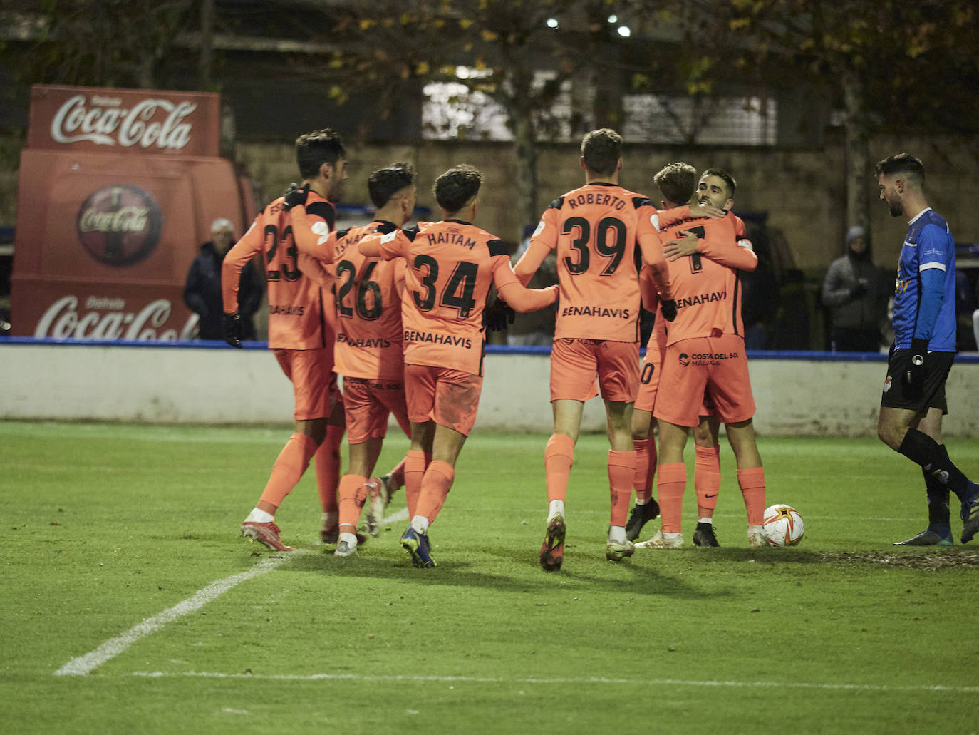 El Málaga encarriló el partido en la primera mitad con dos goles 