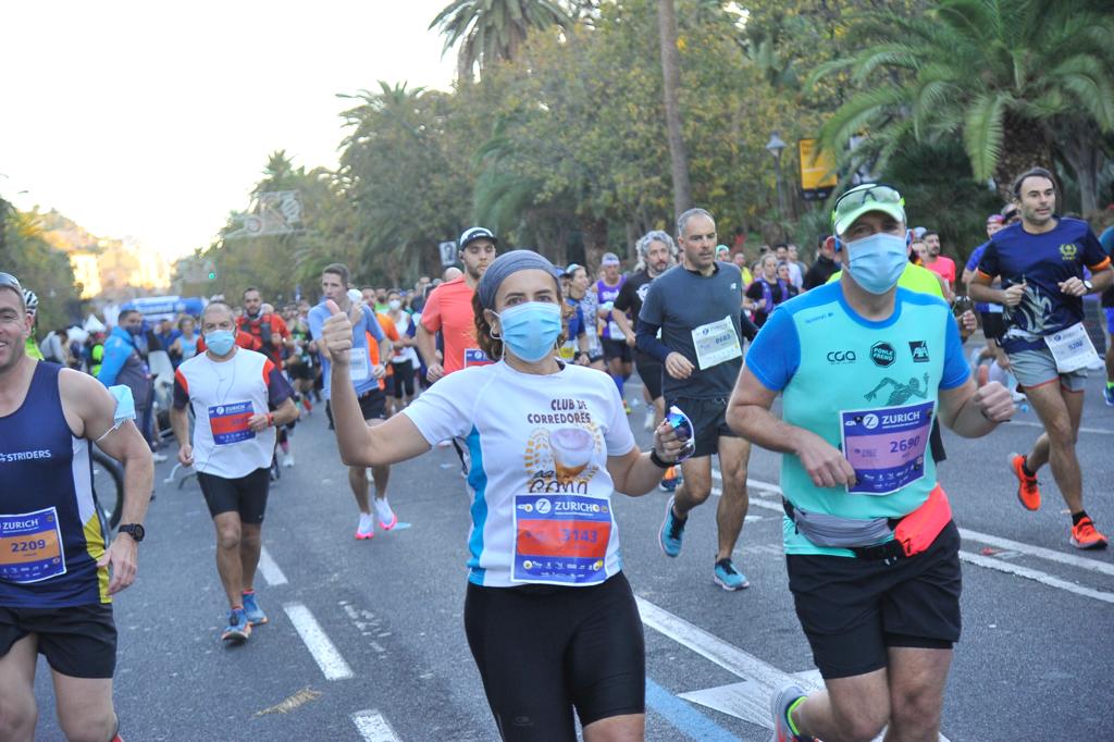 Cerca de 9.000 corredores participan en esta prueba que incluye también una media maratón, con 4.700 atletas más