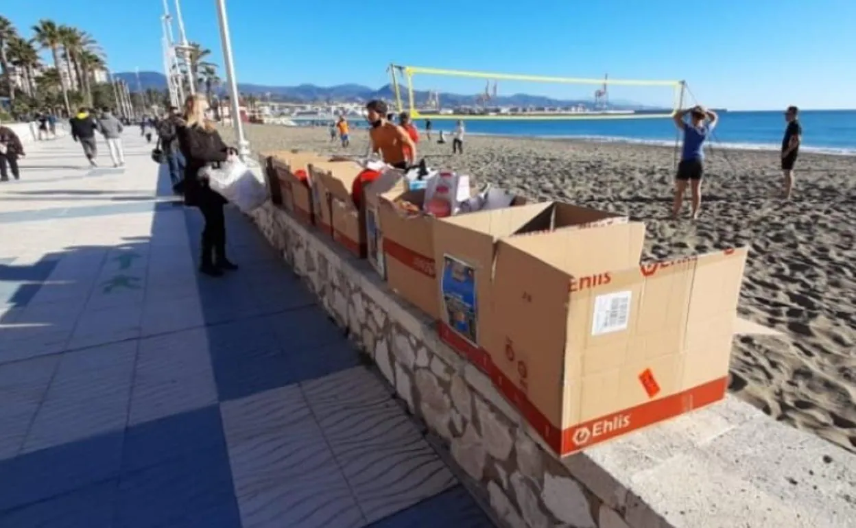 Los juguetes podrán depositarse en las cajas que habrá en el paseo marítimo. 