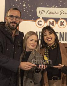 Imagen secundaria 2 - Elvira Carrera, Mar González, Patricia Navarro, Raquel Alguacil y Manuela Álvarez de Toledo, en el evento. El presidente del Club de Marketing, José Ruiz, junto con Carmen Agra y Daniel Puchades, los presentadores. Alejandro Sánchez Blanes, con su equipo de Freepik.