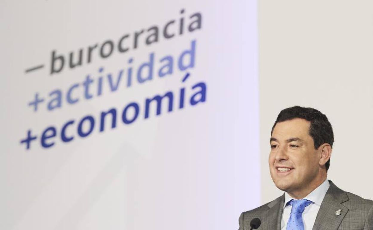 Andalucía acelera su simplificación de trámites para ser la comunidad con menos burocracia