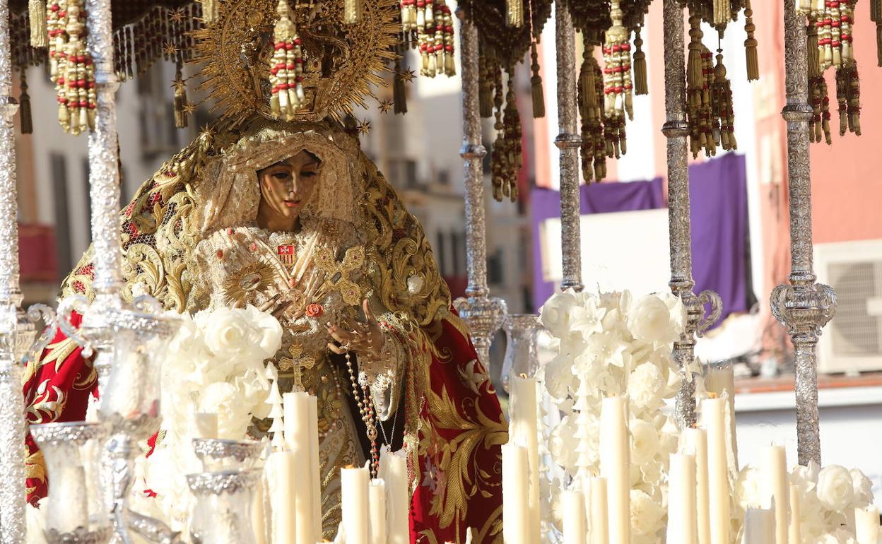 María Santísima de la O saldrá en procesión extraordinaria este sábado por el Centro. 