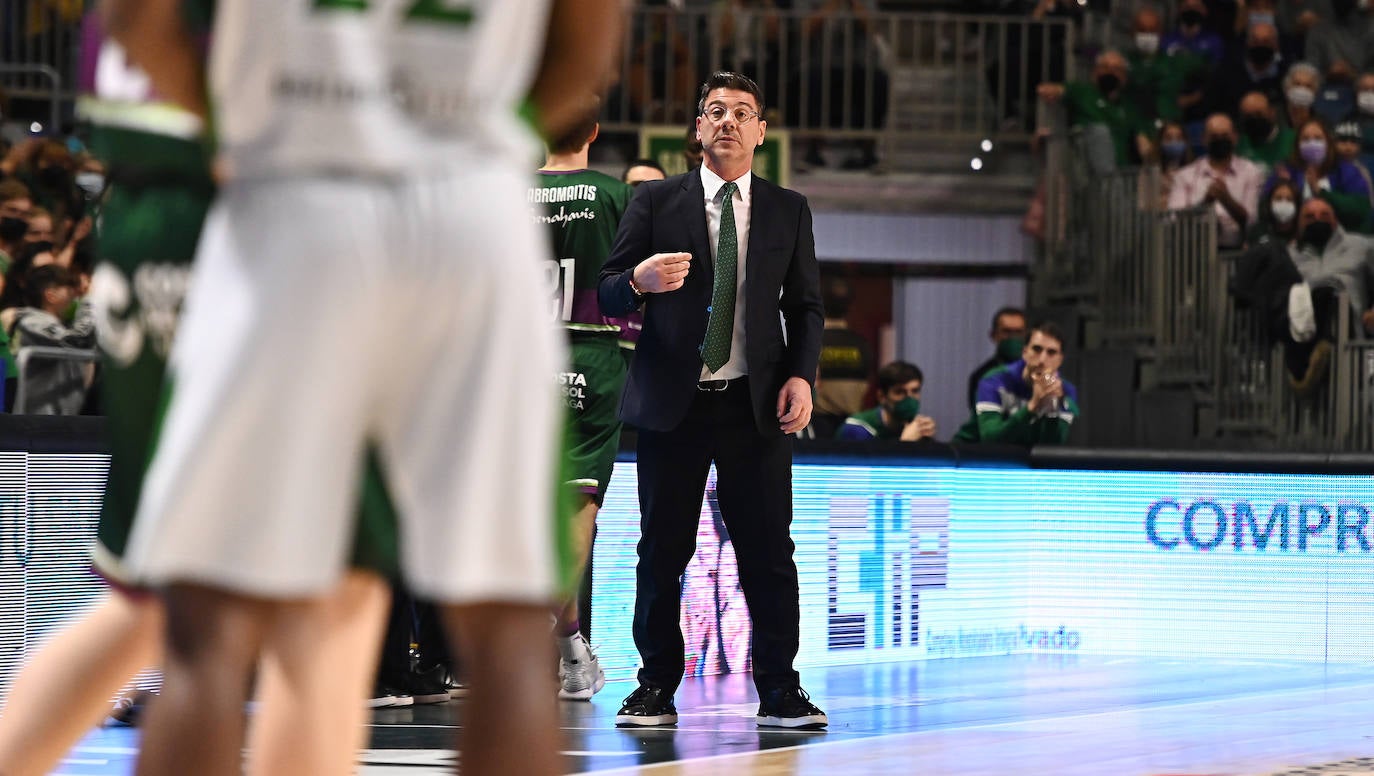 El Unicaja sufrió una dura derrota en un final igualado 