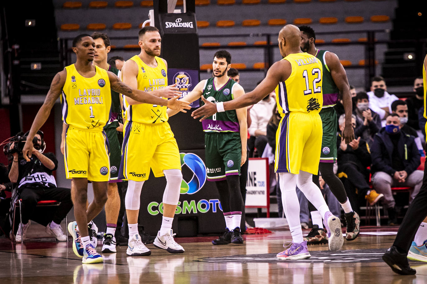 El Unicaja pierde en su visita al Lavrio Megabolt. 