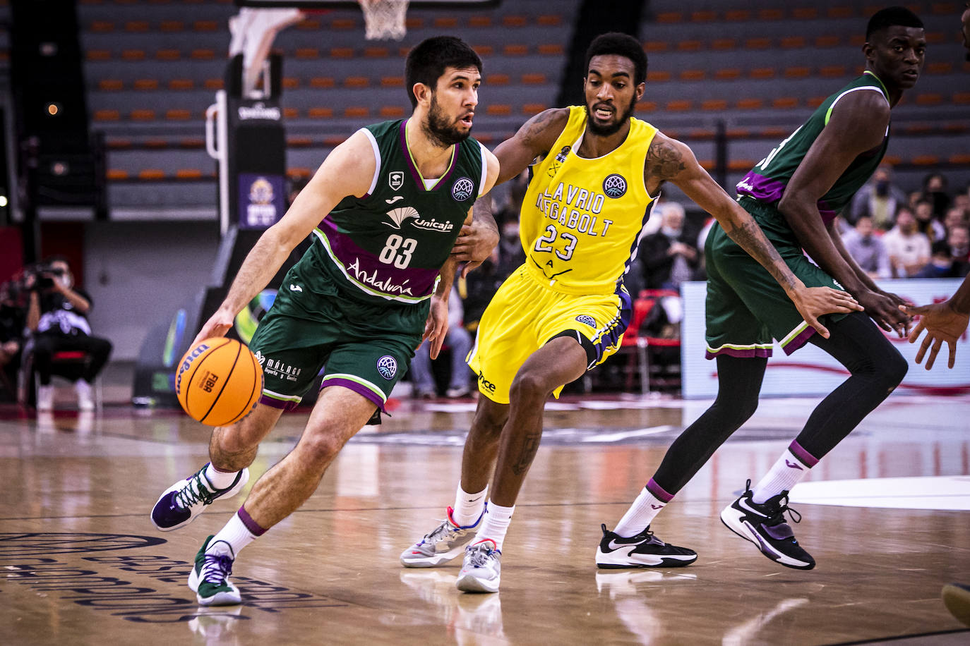 El Unicaja pierde en su visita al Lavrio Megabolt. 