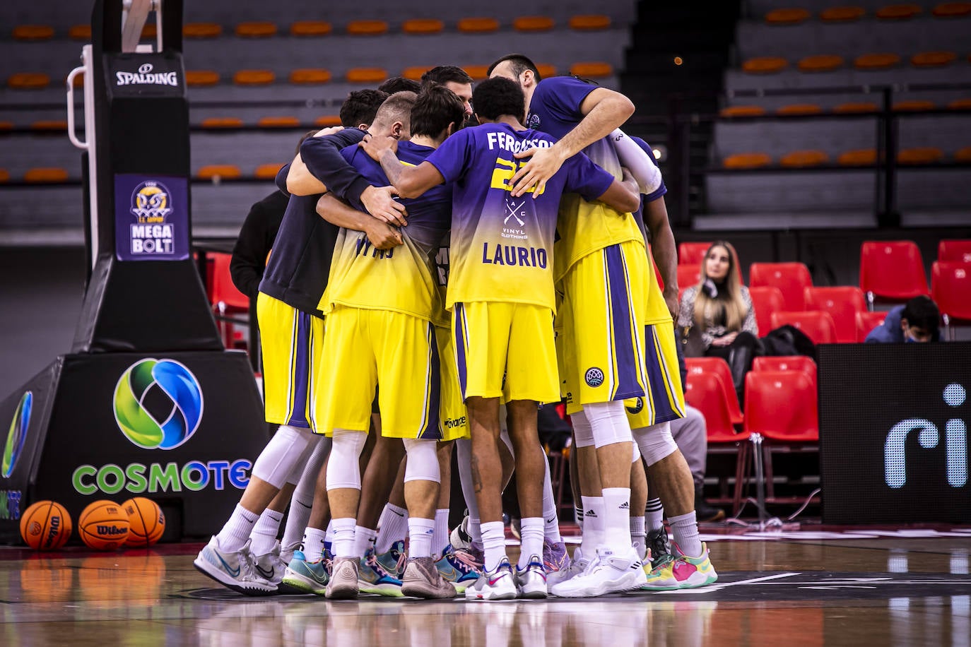 El Unicaja pierde en su visita al Lavrio Megabolt. 