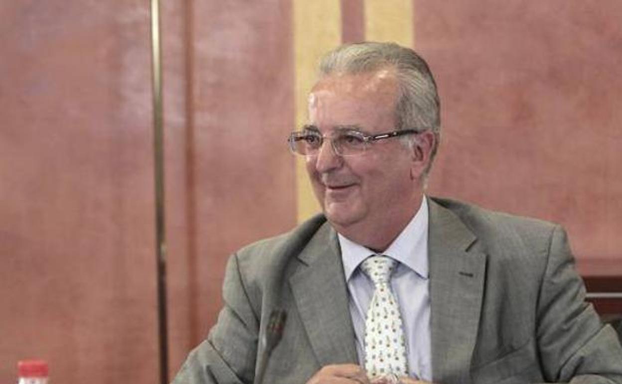 El ex consejero socialista de Empleo Antonio Fernández.