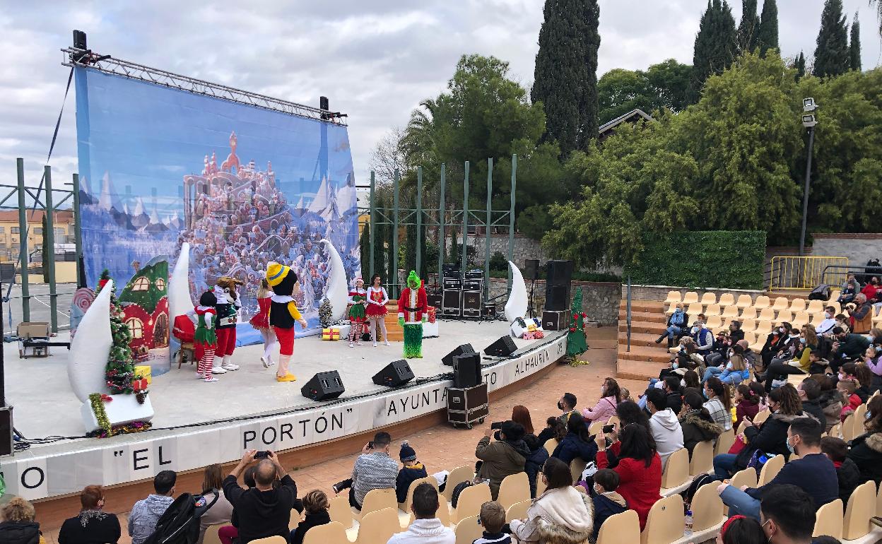 Uno de los espectáculos de Navidad en El Portón, celebrado hace varios días.