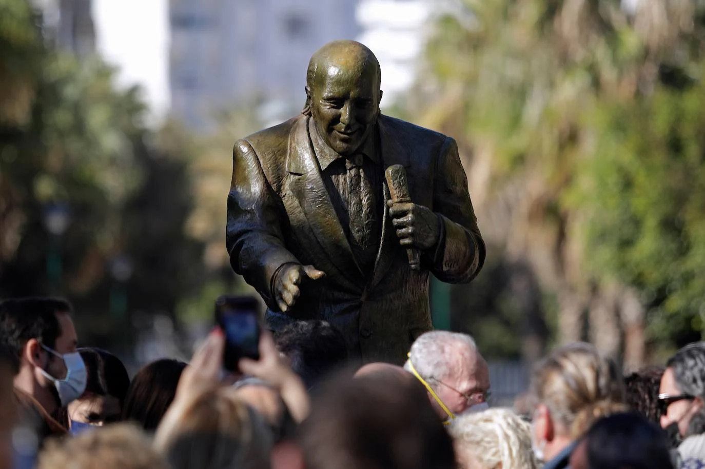 La estatua de Chiquito está en el parque que lleva su nombre en Málaga. 