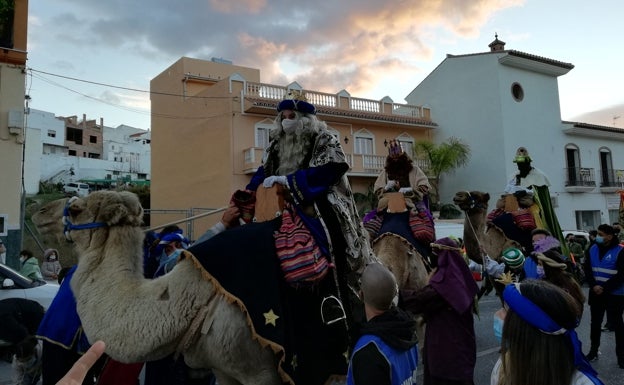 Imagen principal - Cabalgata en Alhaurín el Grande.