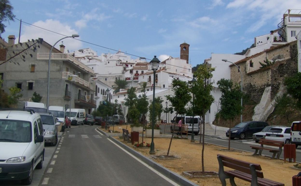 Imagen del casco urbano de Salares. 