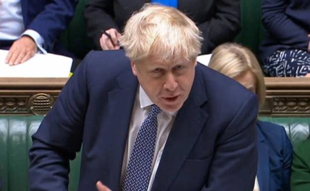 El primer ministro de Reino Unido, Boris Johnson, durante su comparecencia en el Parlamento británico. 