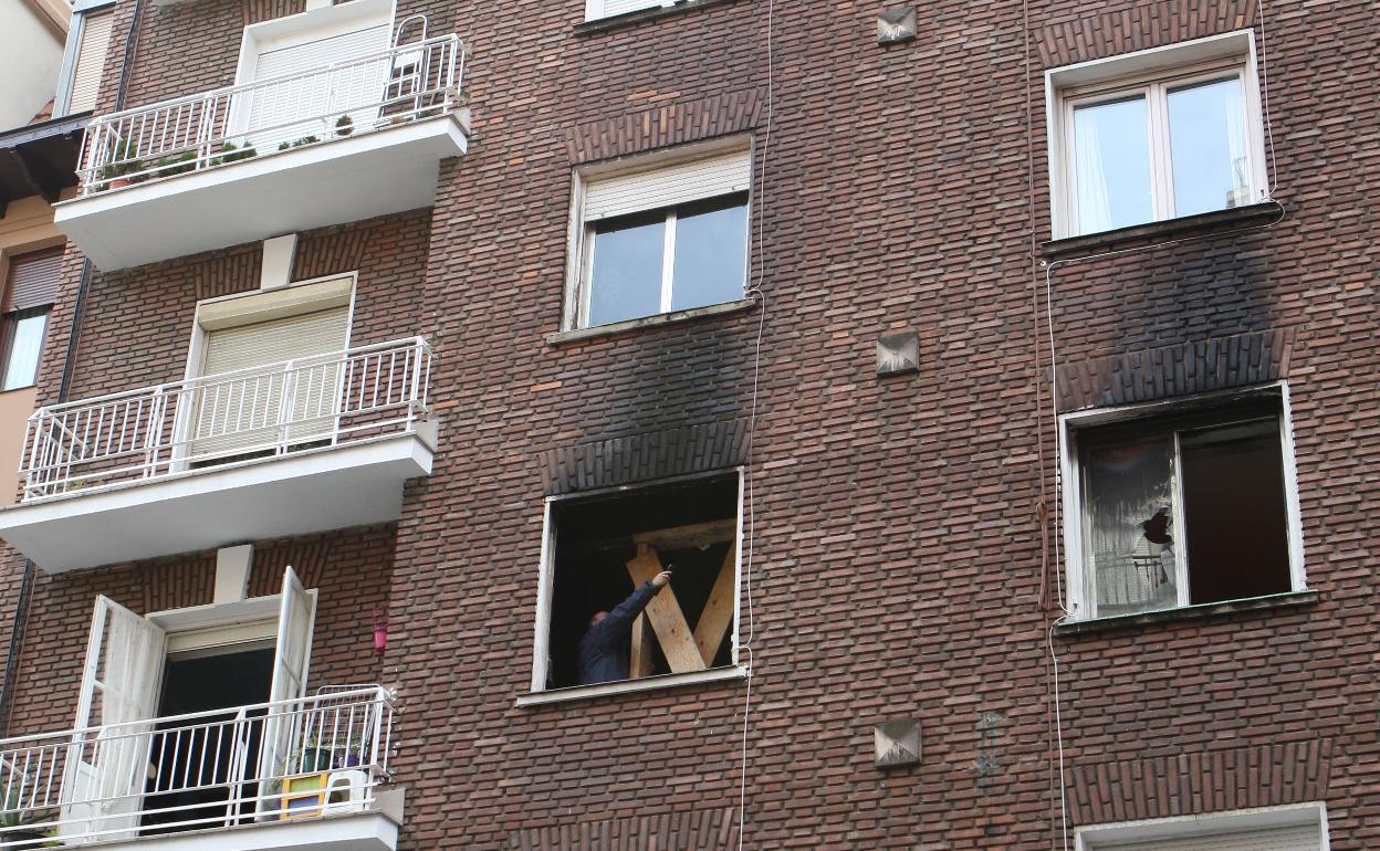 Incendio de una vivienda en Bilbao.