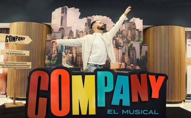 Tras varios trabajos en producciones del Teatro del Soho, el malagueño es el coreógrafo del musical Company. 