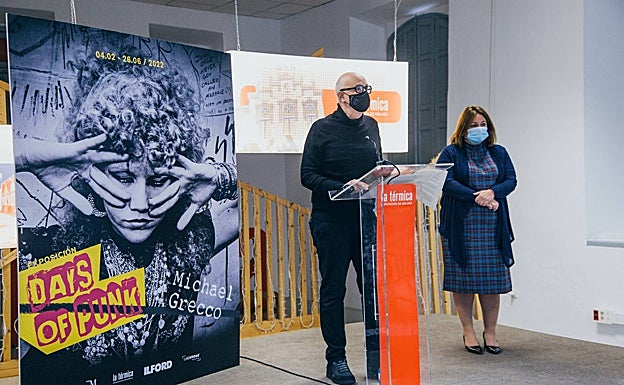 Salomón Castiel y Natacha Rivas, en la presentación. 