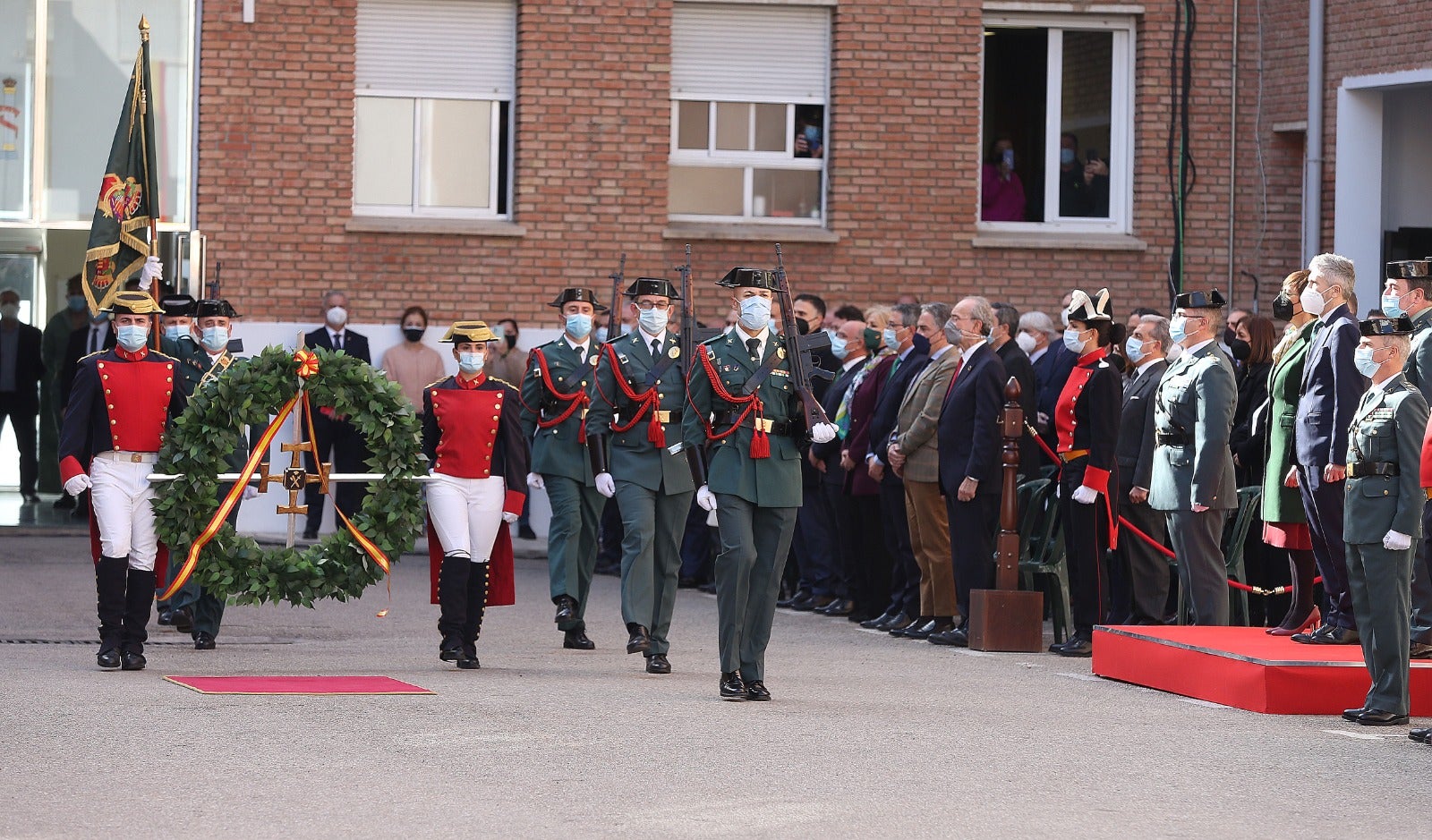 El ministro del Interior, Fernando Grande-Marlaska, ha presidido el acto al que también ha asistido la directora general de la Guardia Civil, María Gámez. Comandancia de la Guardia Civil de Málaga.