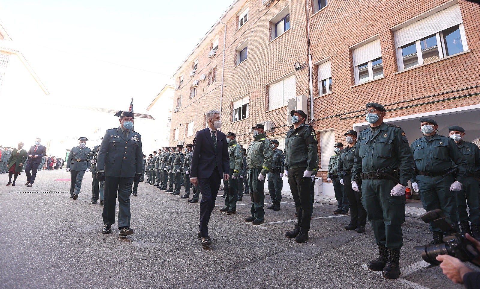 El ministro del Interior, Fernando Grande-Marlaska, ha presidido el acto al que también ha asistido la directora general de la Guardia Civil, María Gámez. Comandancia de la Guardia Civil de Málaga.