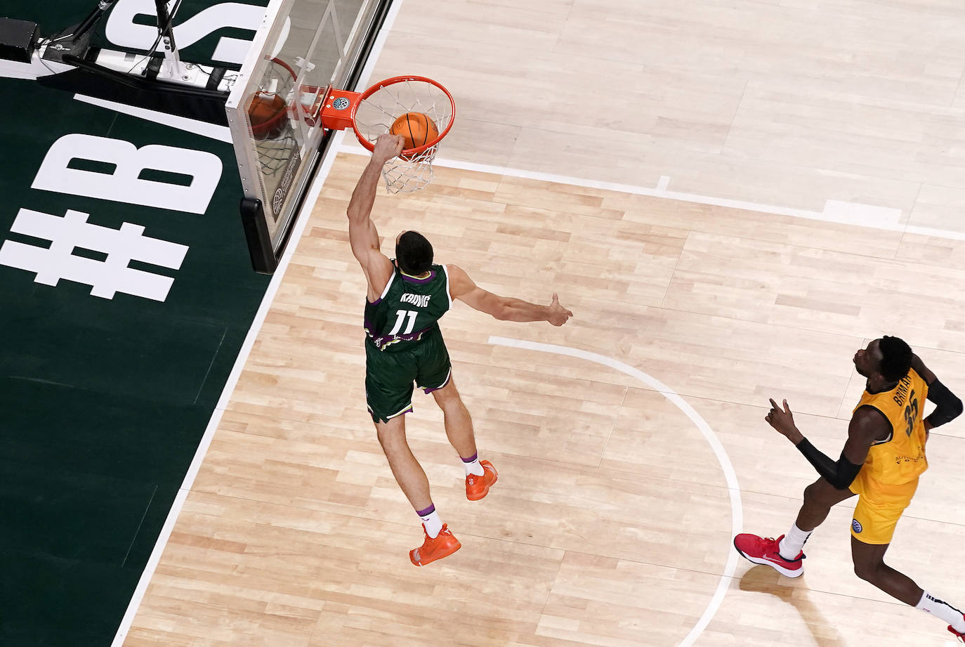 El Unicaja dejó el partido encarrilado en el tercer cuarto 