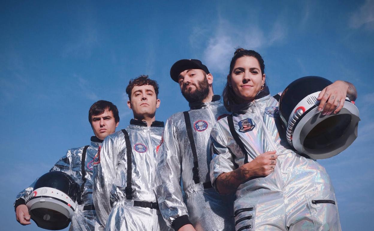 Los integrantes de La La Love 