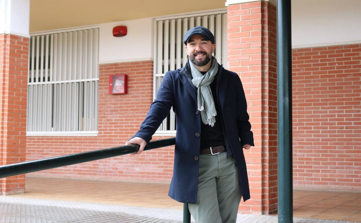 Valadez, el arquitecto en el inmueble. 