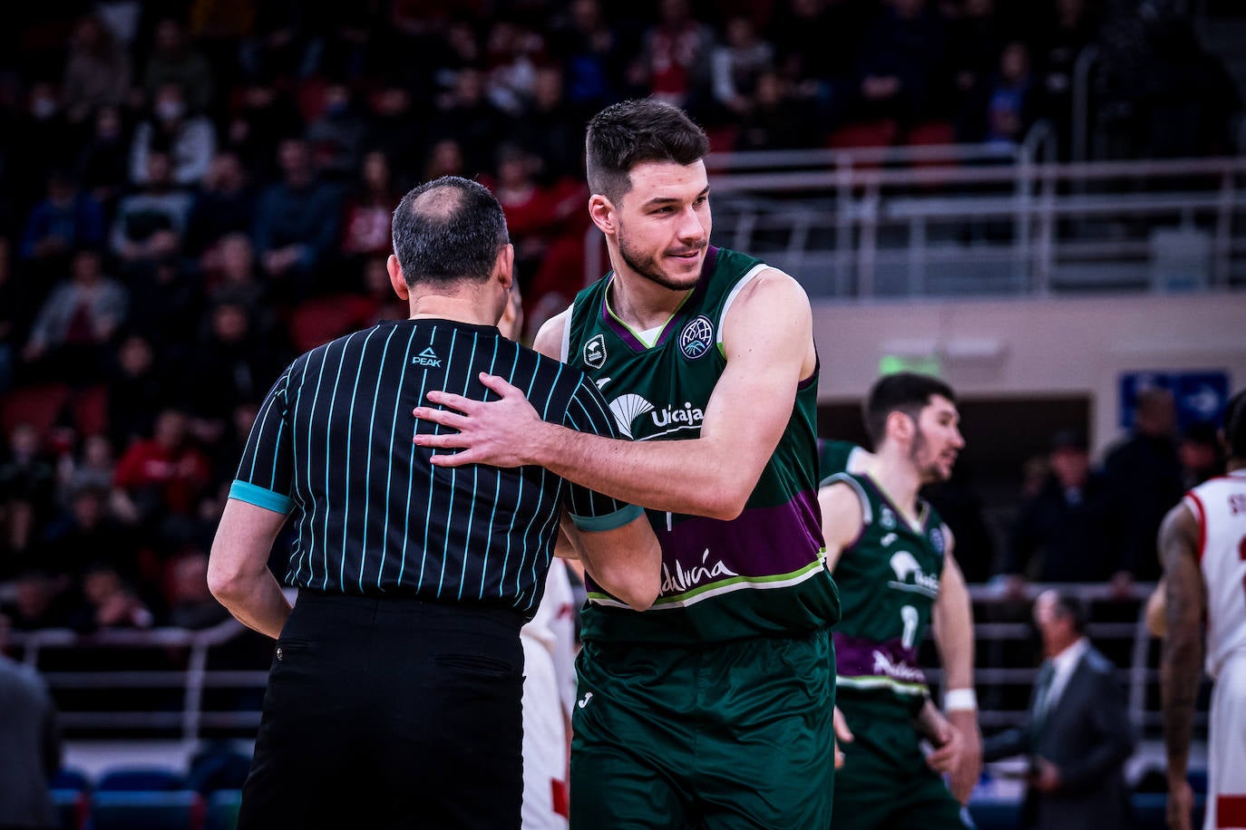 Derrota del Unicaja en su visita al Prometey, en la Champions League. 