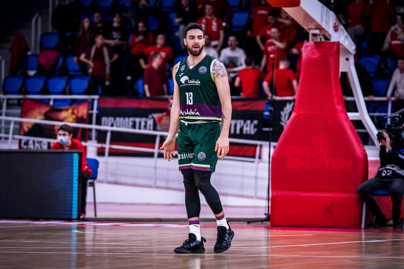 Derrota del Unicaja en su visita al Prometey, en la Champions League. 