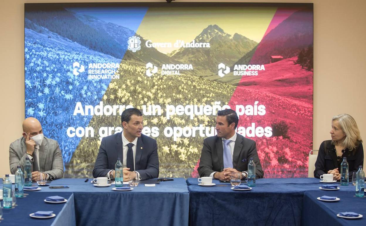 Josu Gómez, Jordi Gallardo, Francisco Espinosa, Judith Hidalgo. 