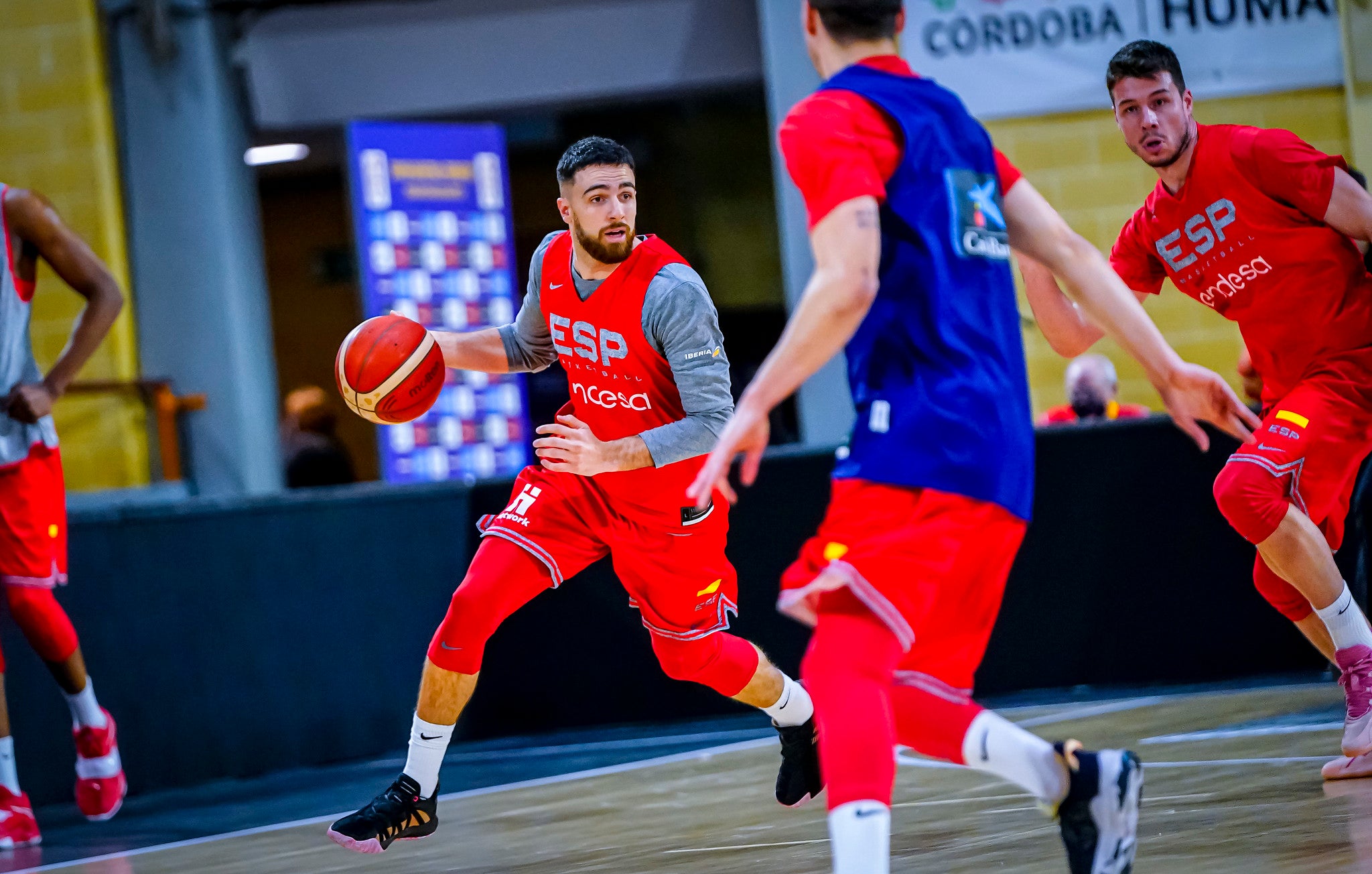 Alberto Díaz, durante el entrenamiento de España en Córdoba.