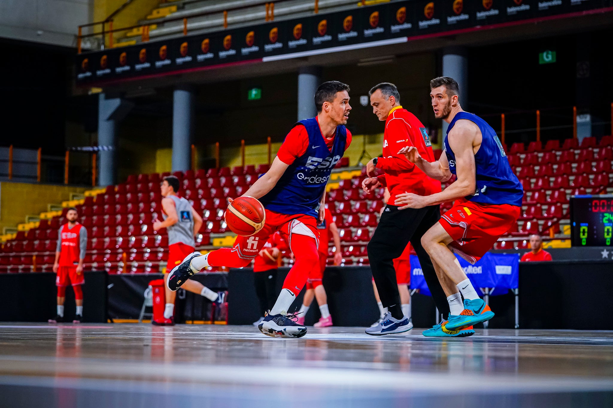 Alberto Díaz, durante el entrenamiento de España en Córdoba.