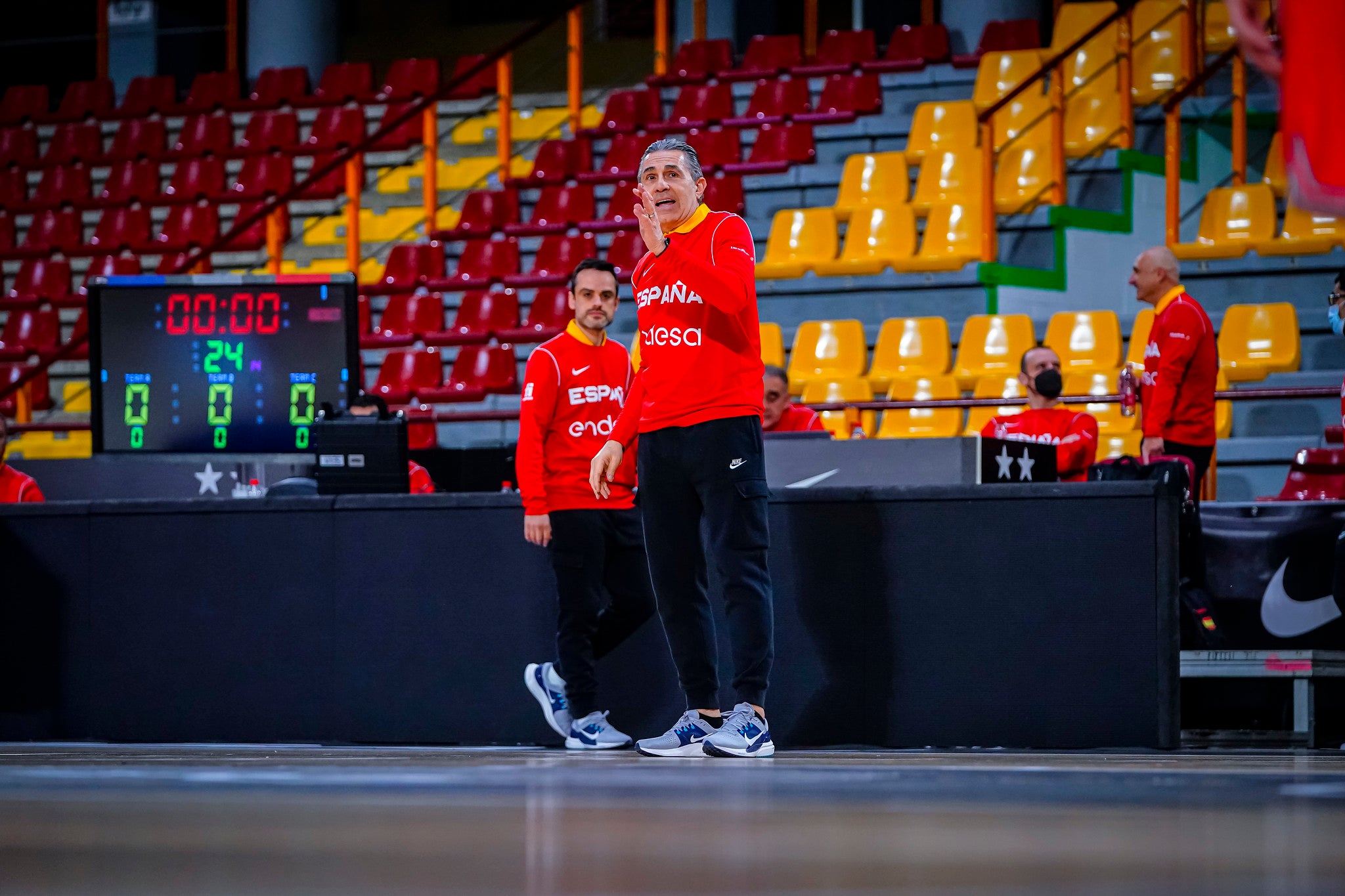 Alberto Díaz, durante el entrenamiento de España en Córdoba.