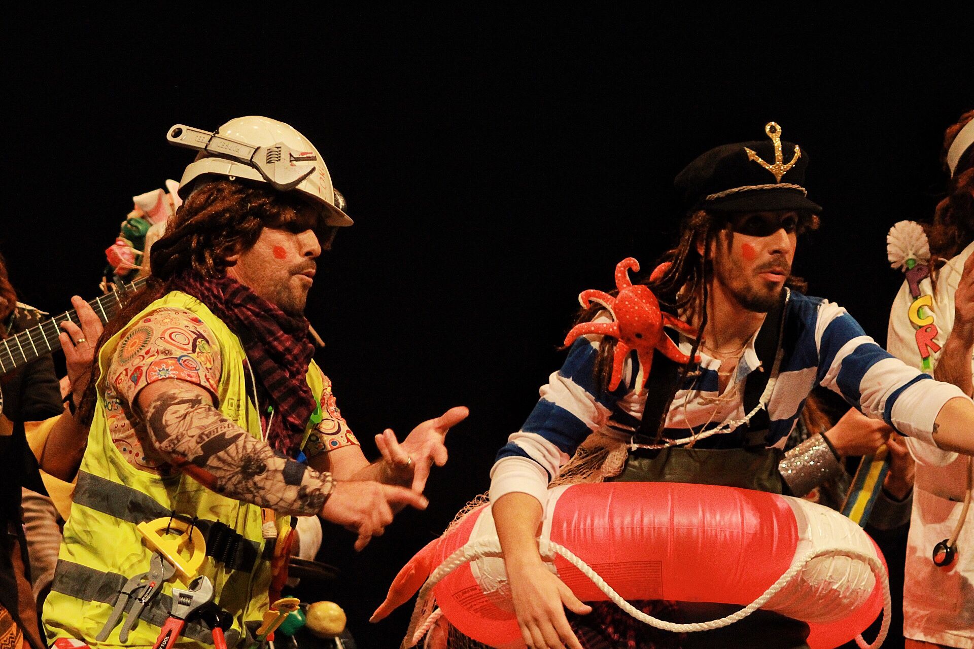 Grupos de la primera semifinal del COAC Málaga en el Teatro Cervantes