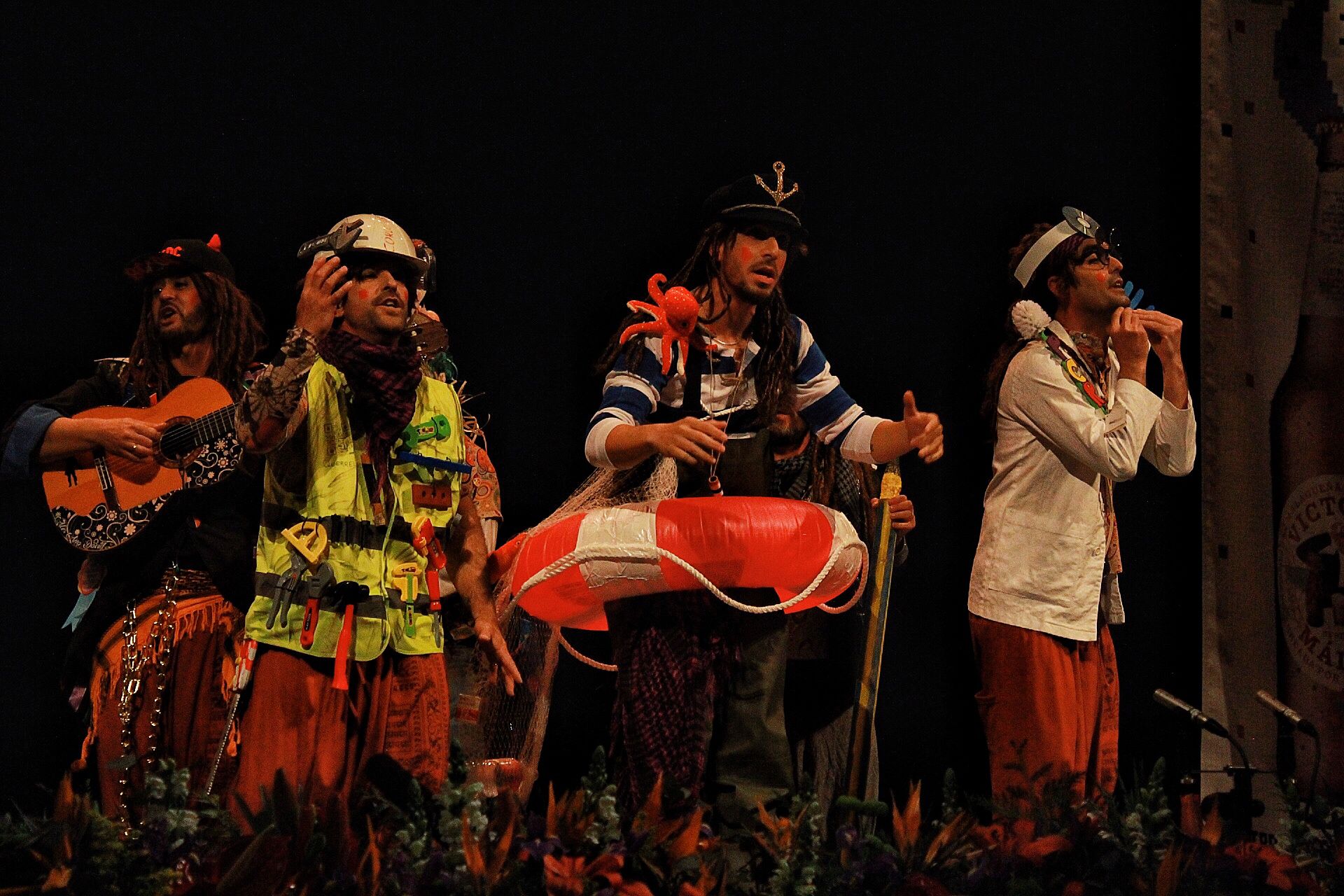 Grupos de la primera semifinal del COAC Málaga en el Teatro Cervantes