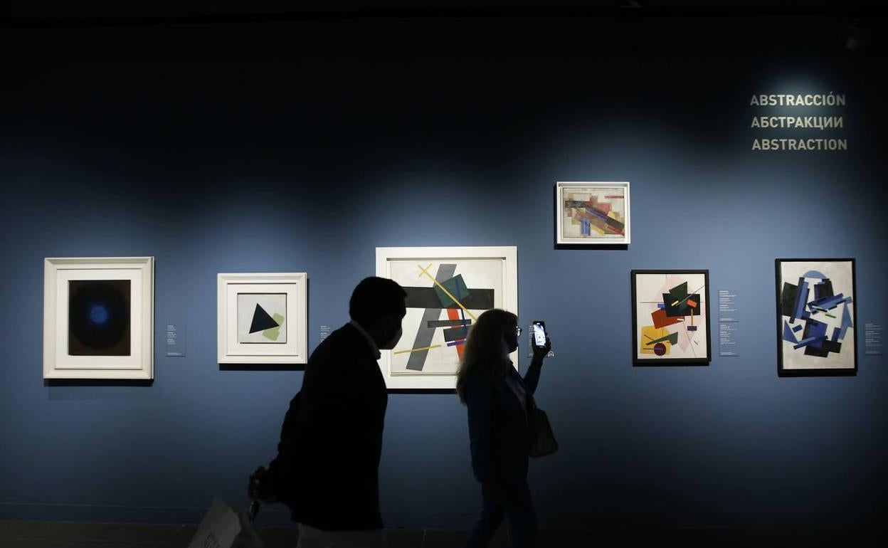 Detalle de una de las exposiciones de la Colección del Museo Ruso. 