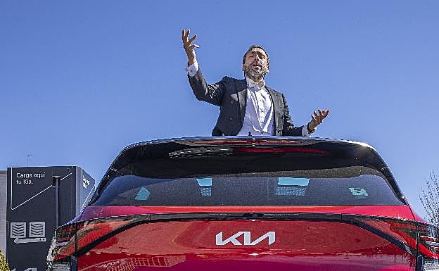 El coche de Zapata Tenor: «Me permite ser más sostenible y estar más conectado»