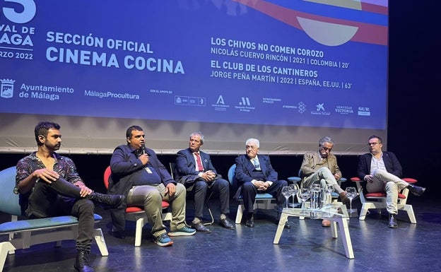 Imagen principal - En la primera foto,  la presentación en Cinema Cocina de 'Los cantineros' de Jorge Peña y 'Los chivos no comen corozo', de Nicolás Cuervo. En la segunda, Pancho García Matienzo y Julieta Serrano, en la presentación de 'El viaje de Julieta'. En la última, Equipo del documental 'Un viaje hacia nosotros'. 