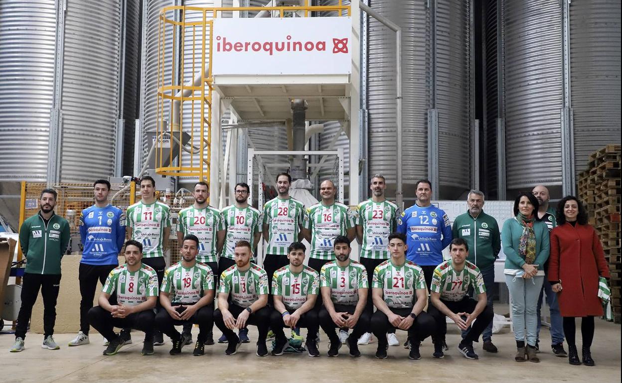 El Iberoquinoa recuerda sus orígenes con la camiseta que utilizará en la Copa del Rey