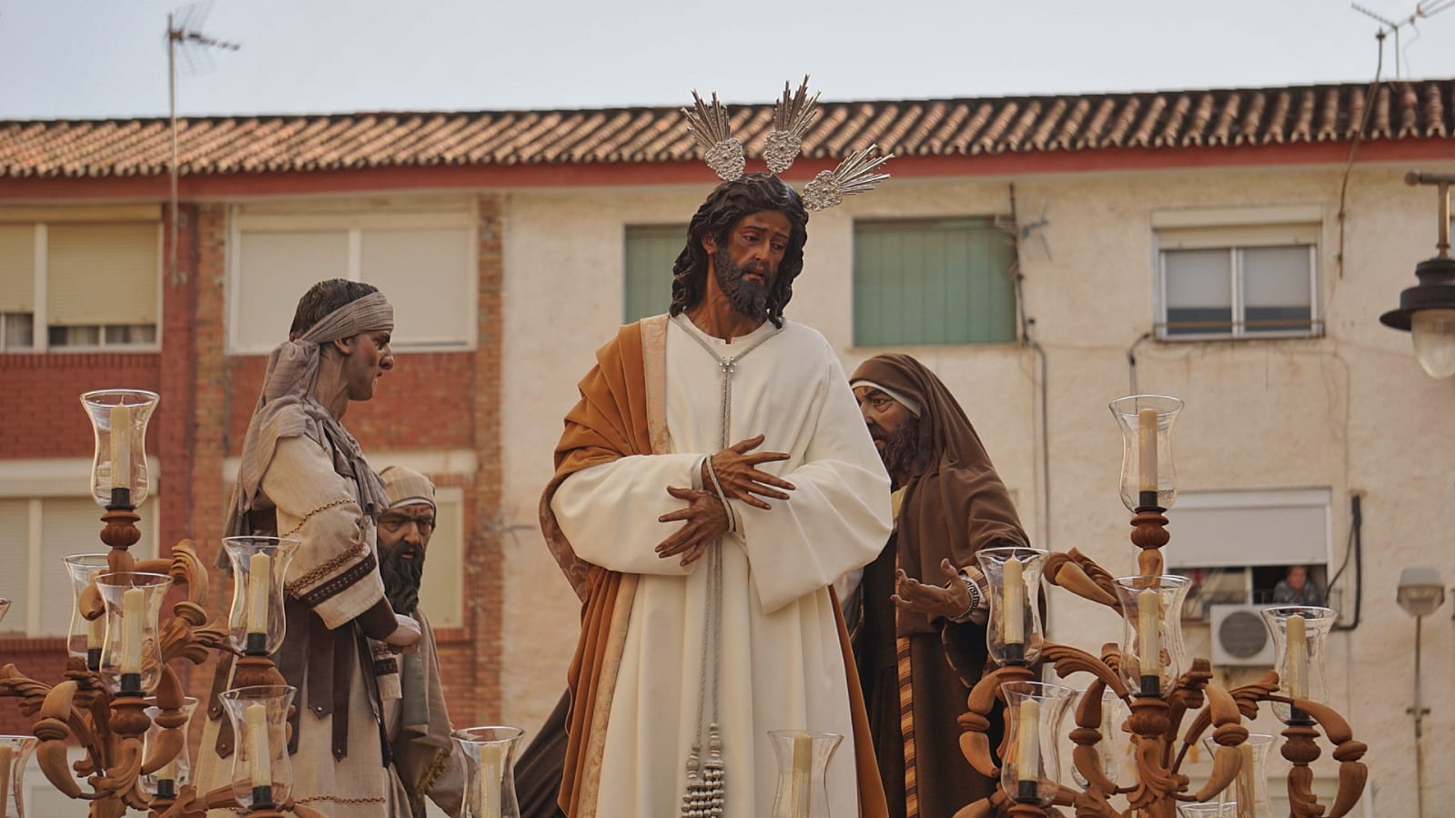Procesiones previas a la Semana Santa, tras dos años sin salir con motivo de la pandemia, en la que cientos de personas arroparon en todo momento las salidas
