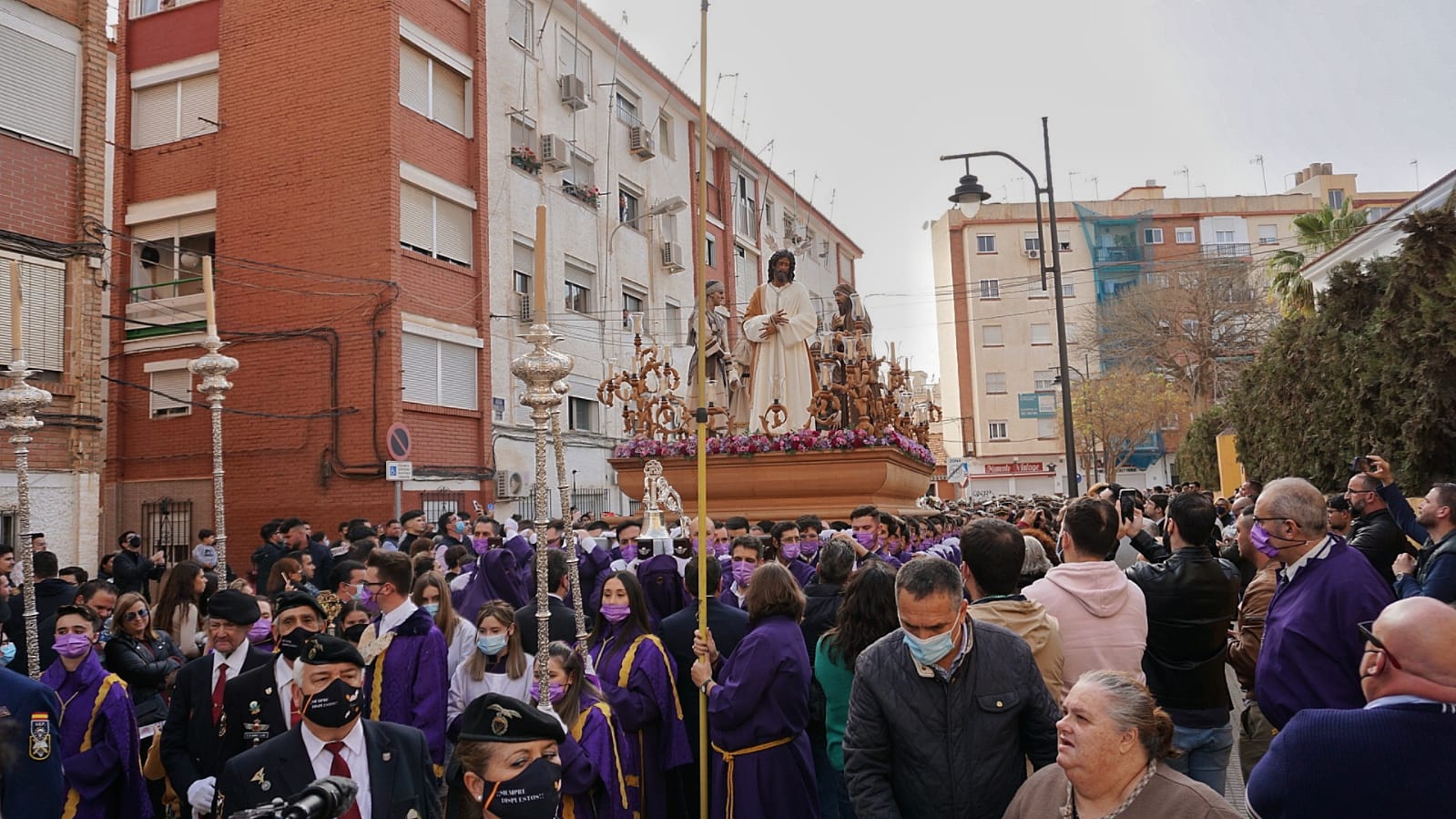 Procesiones previas a la Semana Santa, tras dos años sin salir con motivo de la pandemia, en la que cientos de personas arroparon en todo momento las salidas