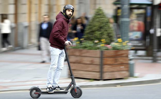 DGT | El vídeo de Tráfico que explica cómo circular en patinete eléctrico