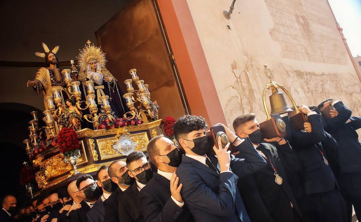 Los titulares de la Cena salieron de la parroquia de Santo Domingo. 